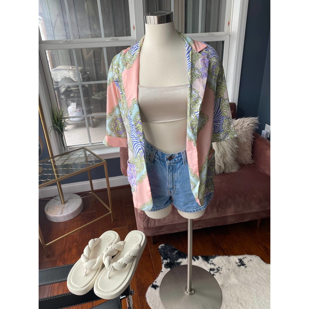 Animal print pastel blazer